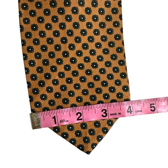 Two Vintage Green and Gold 100% Imperial Silk Neck Ties NWT - Picture 5 of 7